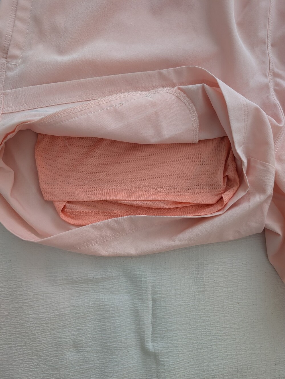 Set Of Two - Fabletics And Under Armour Coral Pink Camo Athletic Shorts - Picture 4 of 9